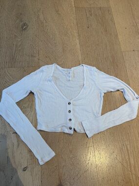 ALO Yoga White Ribbed Cropped Button-Front Long Sleeve Top